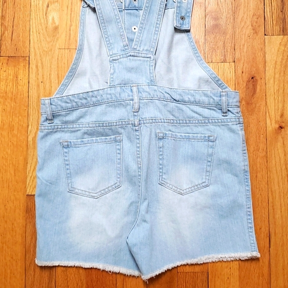 The Children's Place Denim Coverall/Overall Shorts size 12 NWT - Picture 6 of 7